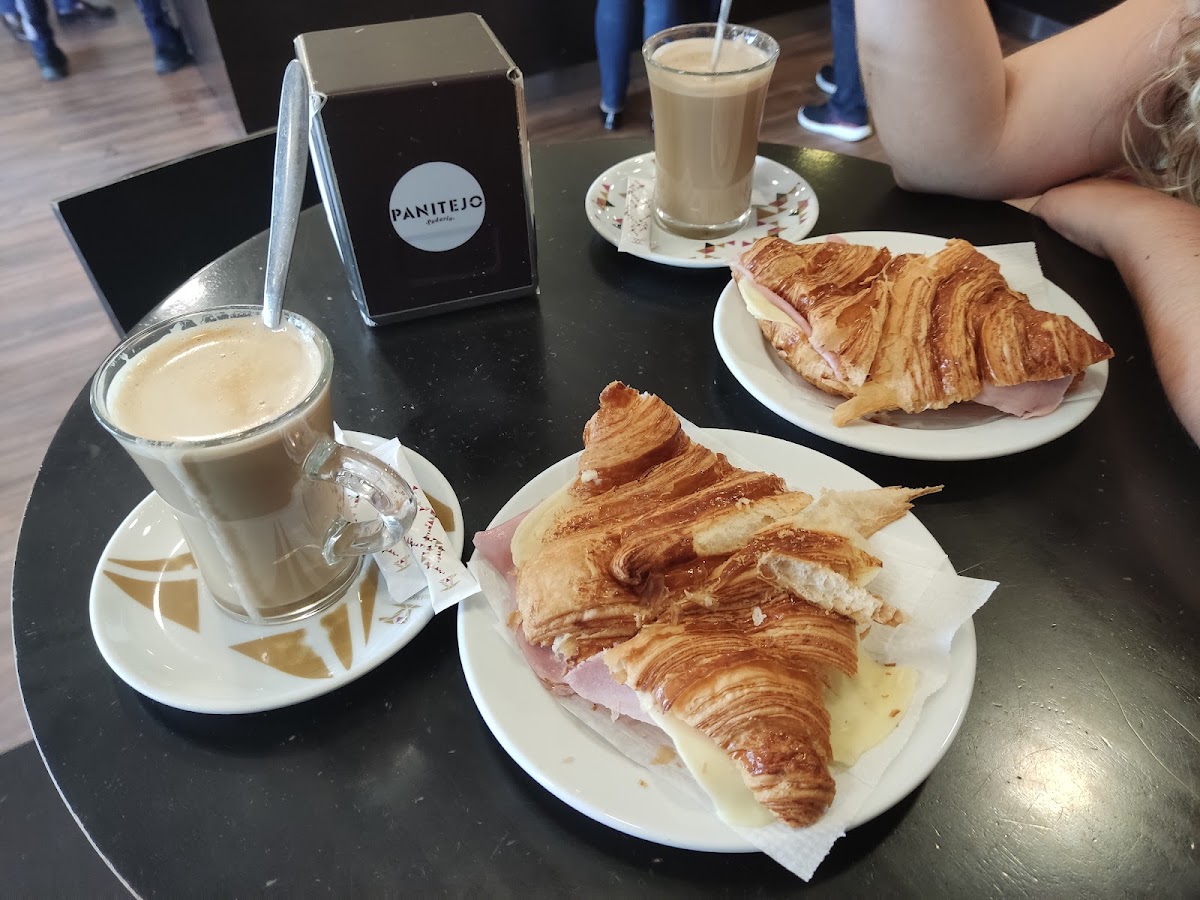 Panitejo Av. Bernardo Santareno - 5